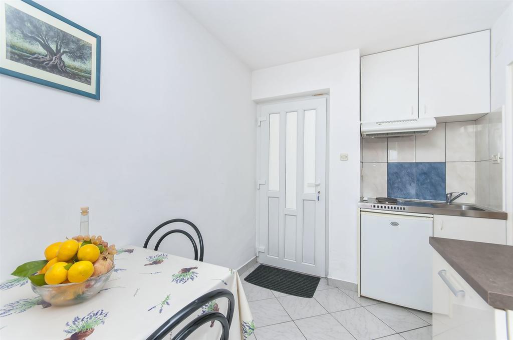 Apartments Marija Клек Екстер'єр фото